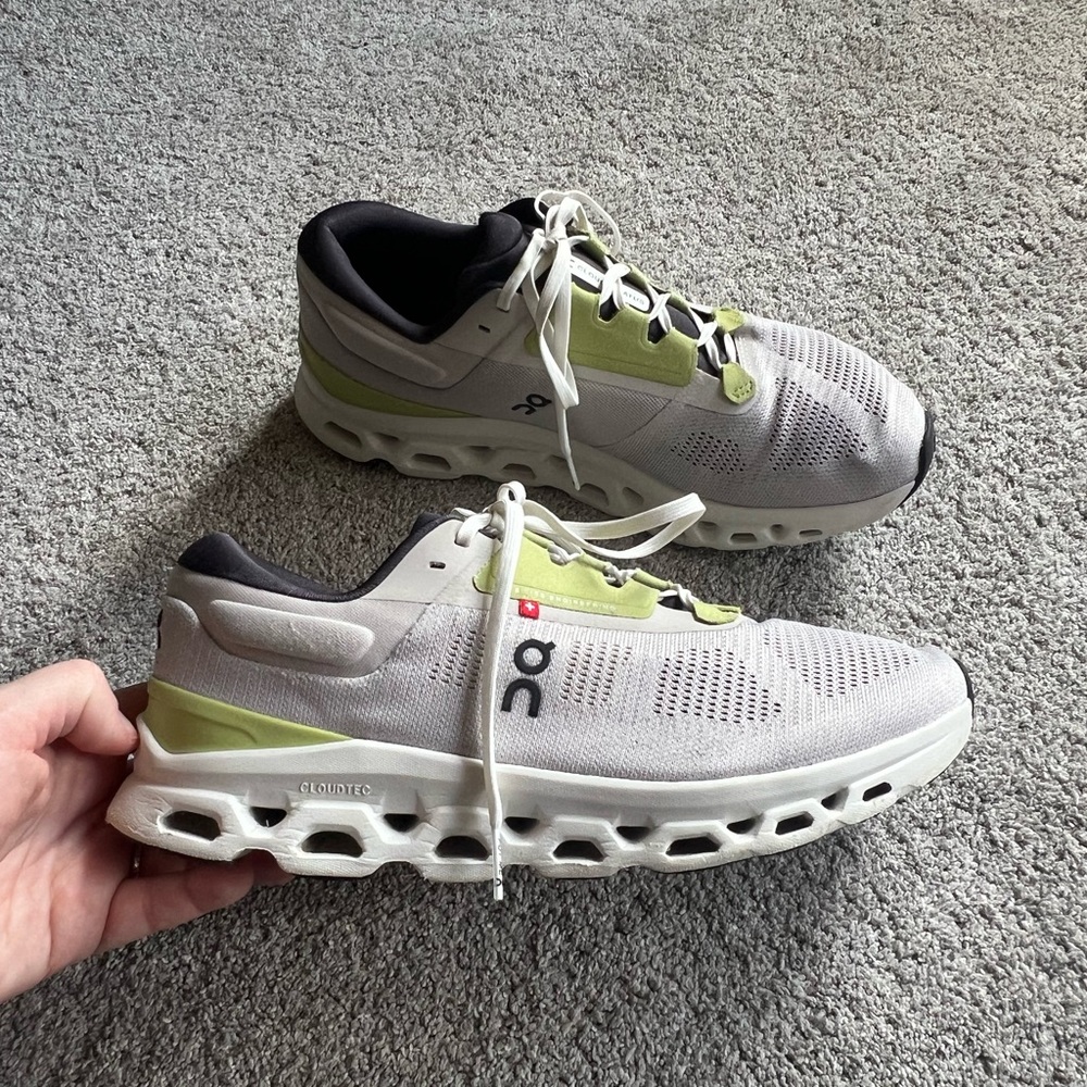On Cloudstratus 3 Womens Size 11 Ivory Green Athletic Running Shoes Sneakers